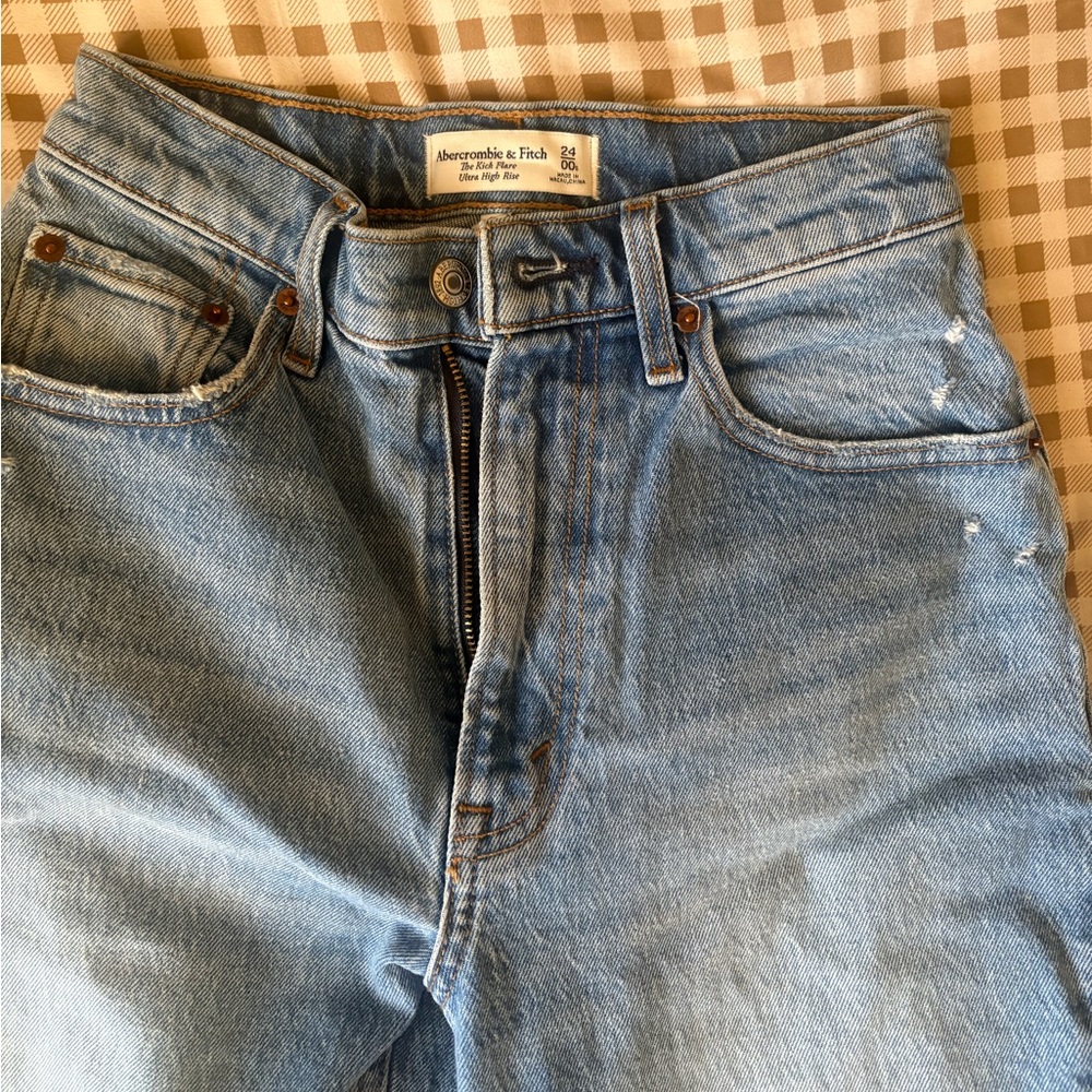 Abercrombie & Fitch curve love short jeans!